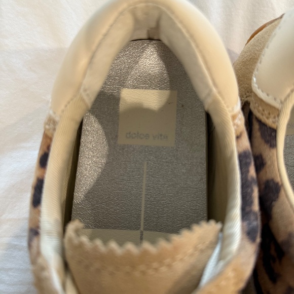 Dolce Vita Notice Sneakers - Picture 3 of 5